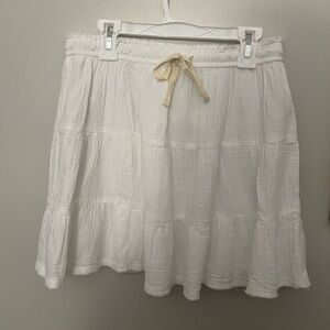 Aerie Cream Mini Skirt with Chic Design